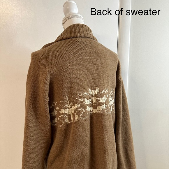 Vintage Valentino Studio Turtleneck Knit Sweater with Scandinavian Pattern - Picture 2 of 11